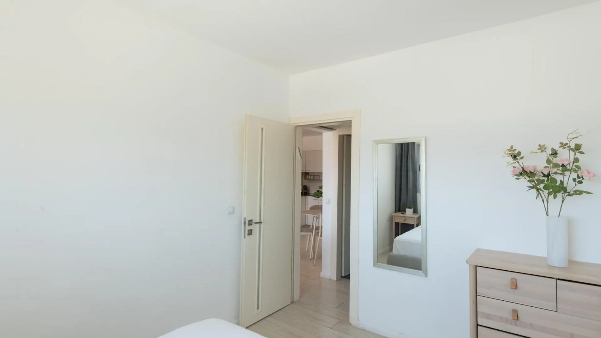 Eilat Spring Vacation-Amazing Pool Apartment