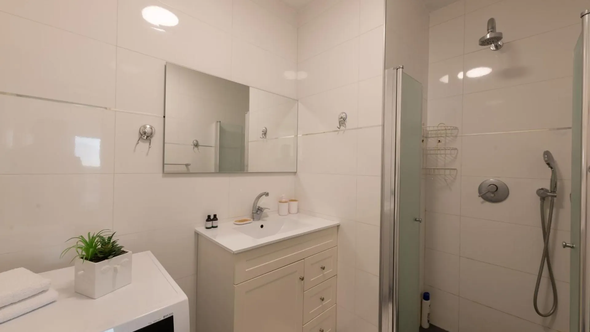 Eilat Spring Vacation-Amazing Pool Apartment 0*,