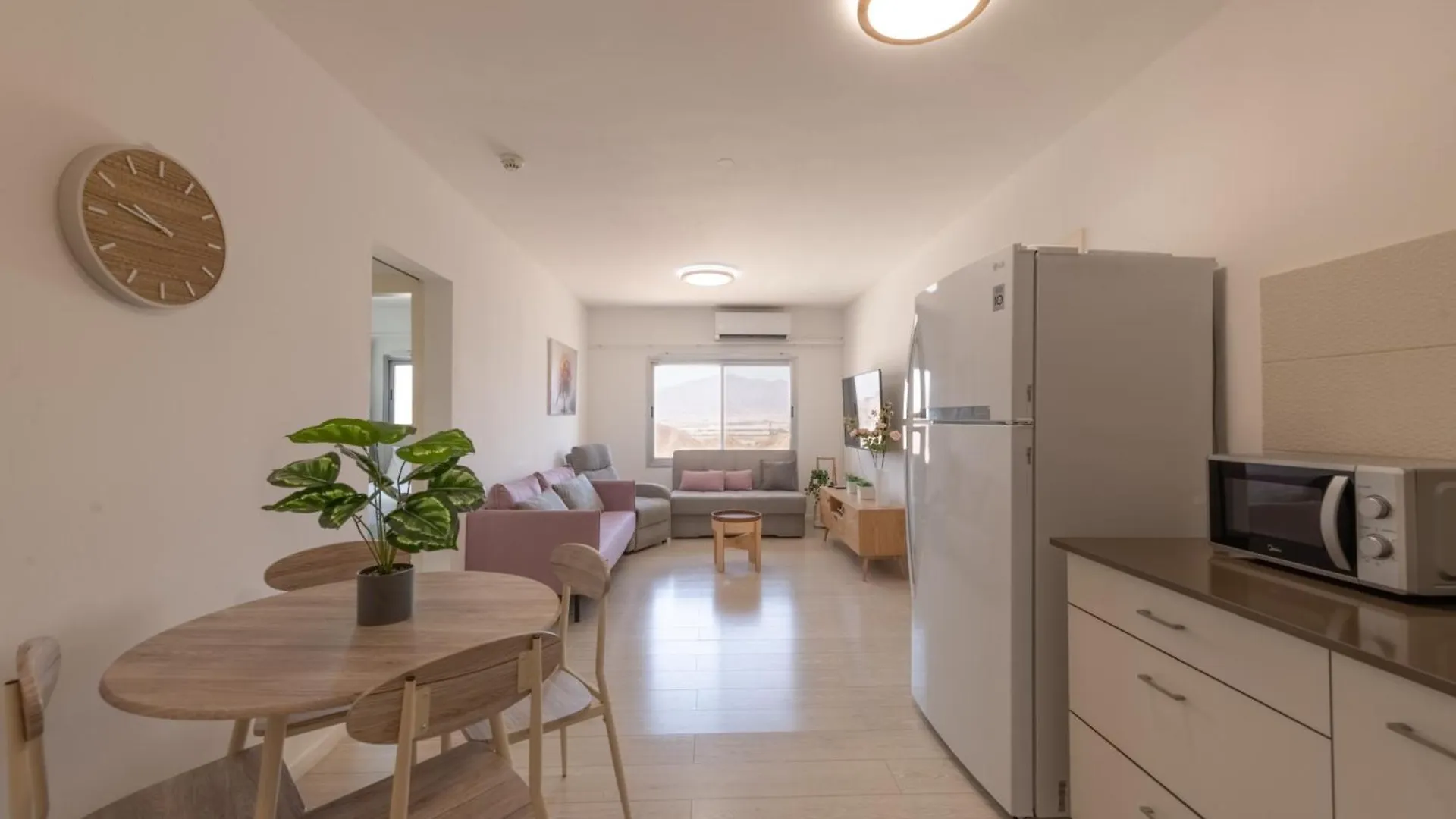 Eilat Spring Vacation-Amazing Pool Apartment
